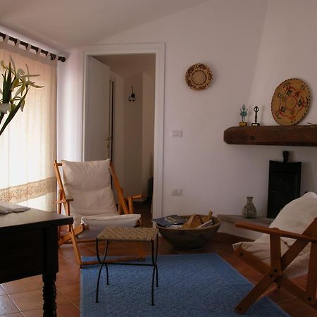 B&B L'Umbra Di Lu Soli Castelsardo Exterior foto
