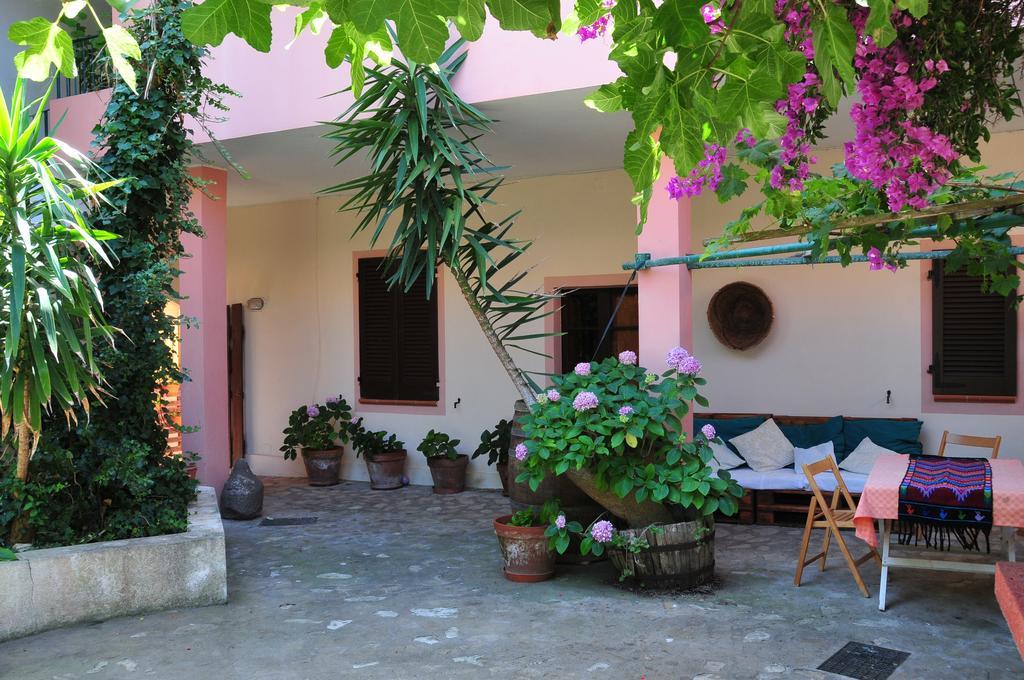 B&B L'Umbra Di Lu Soli Castelsardo Exterior foto
